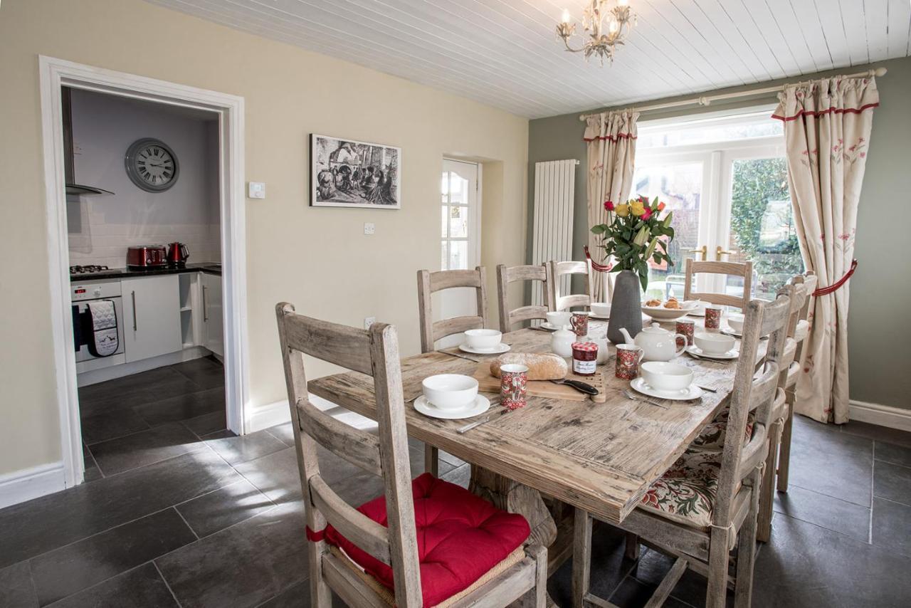 Newly Renovated Old Bakery House In Bath, 3 Bedroom, Free Parking ภายนอก รูปภาพ